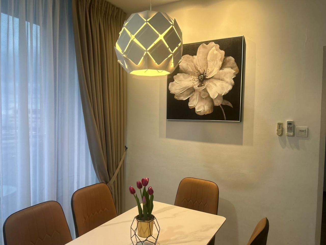 Roxy Apartment كوشنج المظهر الخارجي الصورة